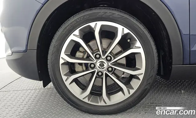 SsangYong TIBOLI 2015 1.6 автомат (гидро), миниатюра 5