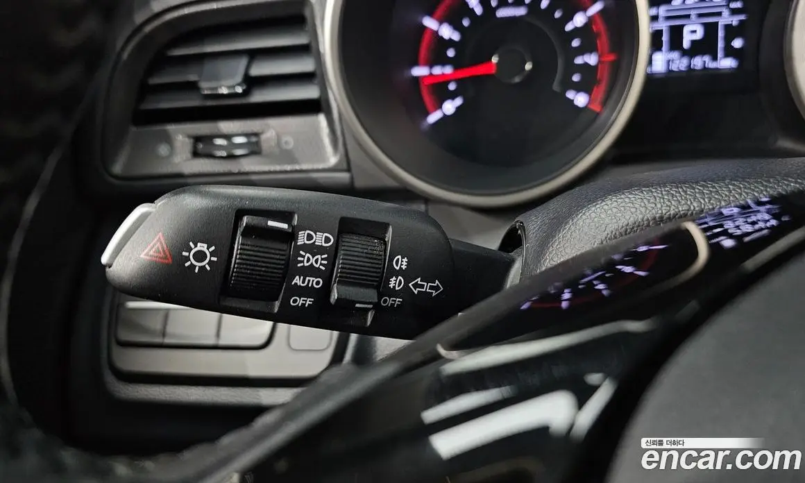 SsangYong TIBOLI 2018 1.6 автомат (гидро), фото 13