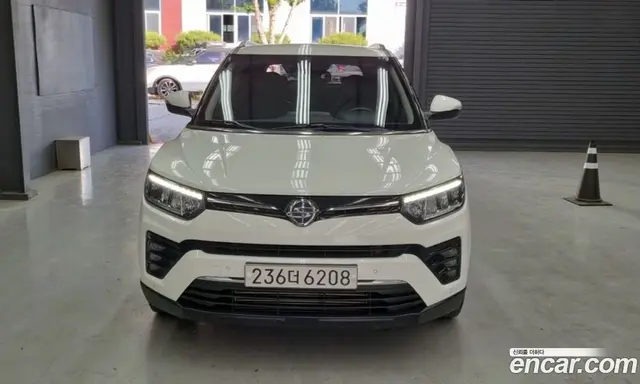 SsangYong TIBOLI 2022 1.5 автомат (гидро), миниатюра 3