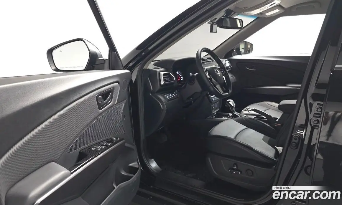 SsangYong TIBOLI 2025 1.6 автомат (гидро), фото 12