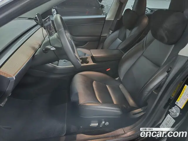 Tesla Model 3 2020 0.1 автомат (гидро), миниатюра 11