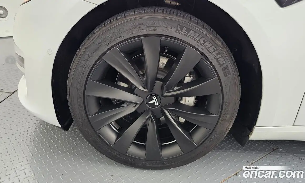 Tesla Model 3 2022 0.2 автомат (гидро), фото 4