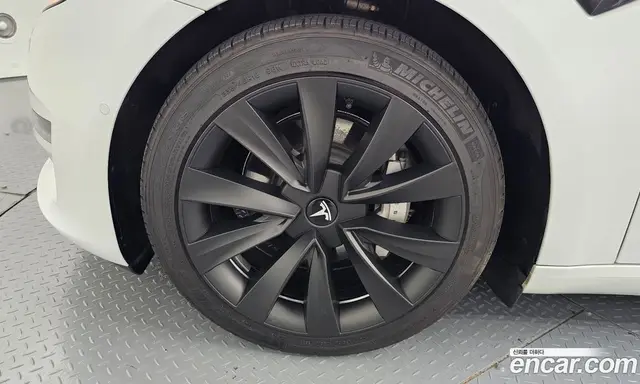 Tesla Model 3 2022 0.2 автомат (гидро), миниатюра 4