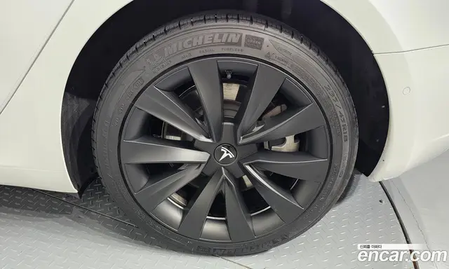 Tesla Model 3 2022 0.2 автомат (гидро), миниатюра 6
