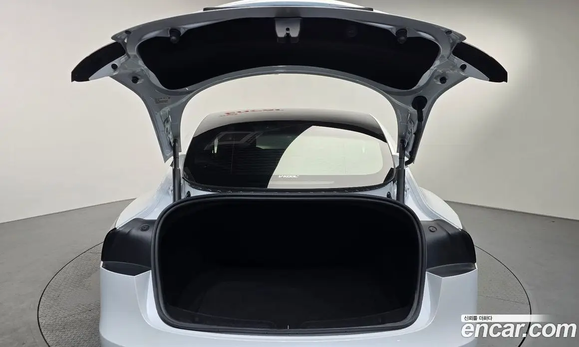 Tesla Model 3 2024 0.2 автомат (гидро), фото 23