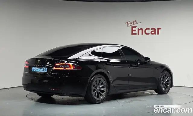 Tesla Model S, 2020, 64 901 км
