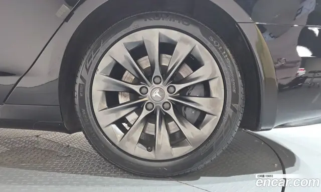 Tesla Model S 2020 0.3 автомат (гидро), миниатюра 6