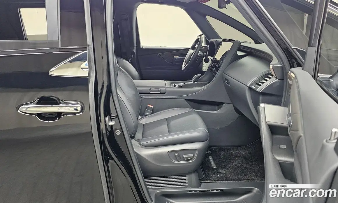 Toyota Alphard 2024 2.5 автомат (гидро), фото 15