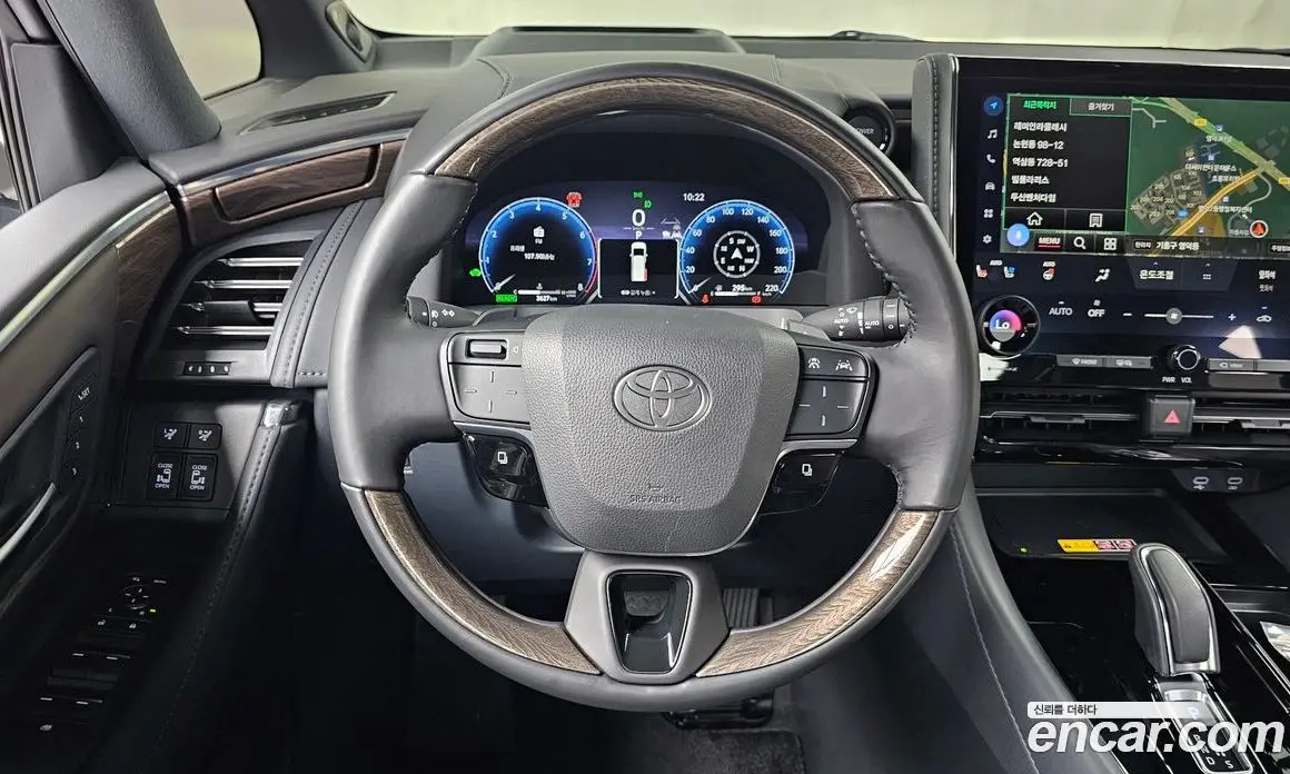 Toyota Alphard 2024 2.5 автомат (гидро), фото 18