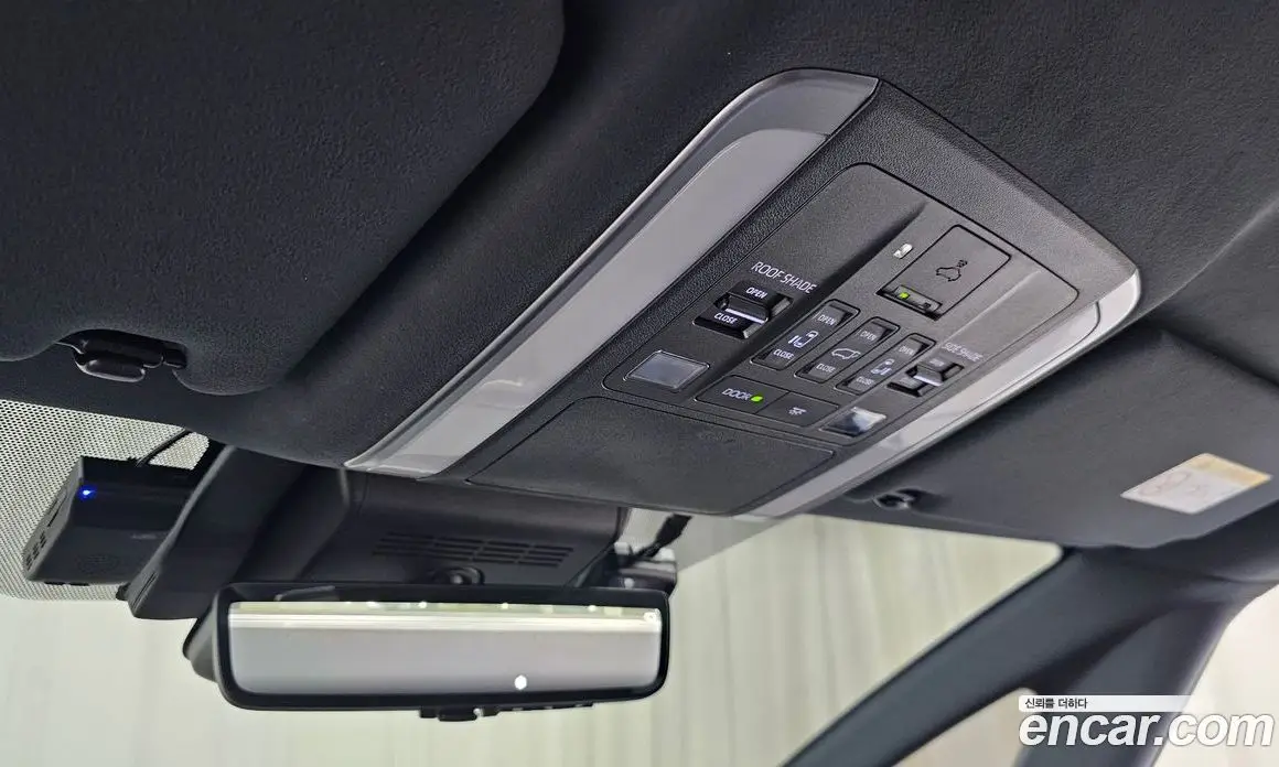 Toyota Alphard 2024 2.5 автомат (гидро), фото 26