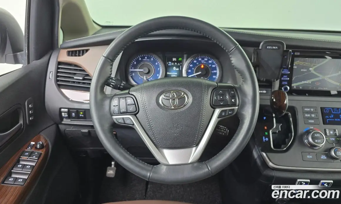 Toyota Sienna 2020 3.5 автомат (гидро), фото 13