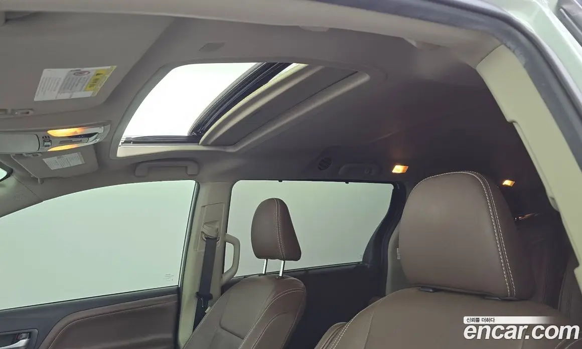 Toyota Sienna 2020 3.5 автомат (гидро), фото 16