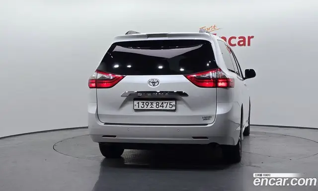 Toyota Sienna 2020 3.5 автомат (гидро), миниатюра 4