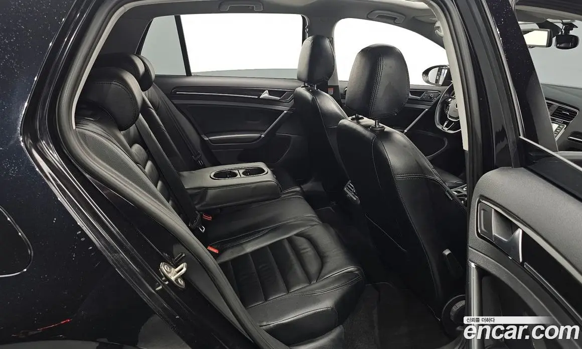 Volkswagen Golf 2016 2.0 автомат (гидро), фото 12