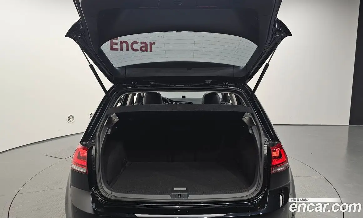 Volkswagen Golf 2016 2.0 автомат (гидро), фото 20