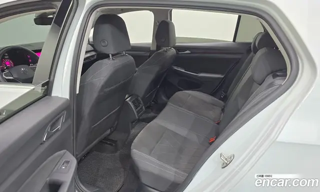 Volkswagen Golf 2023 2.0 автомат (гидро), миниатюра 11