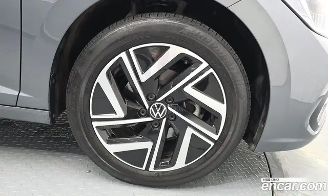 Volkswagen Jetta 2024 1.5 автомат (гидро), миниатюра 5