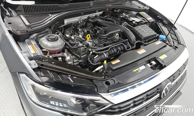 Volkswagen Jetta 2024 1.5 автомат (гидро), миниатюра 6