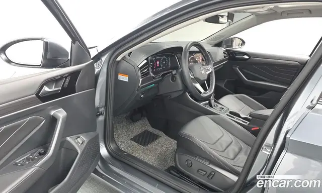 Volkswagen Jetta 2024 1.5 автомат (гидро), миниатюра 10