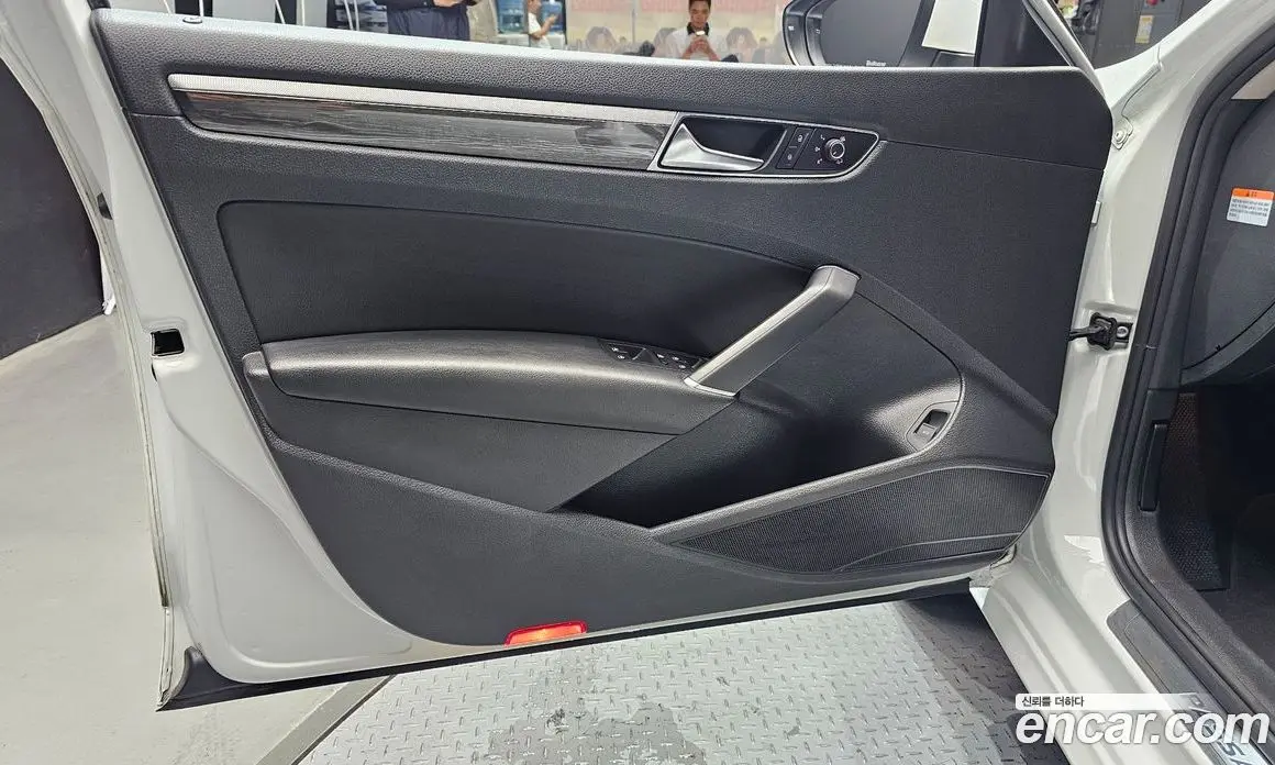 Volkswagen Passat 2018 2.0 автомат (гидро), фото 14