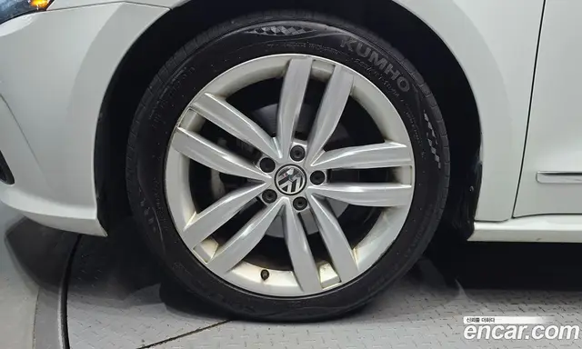 Volkswagen Passat 2018 2.0 автомат (гидро), миниатюра 5