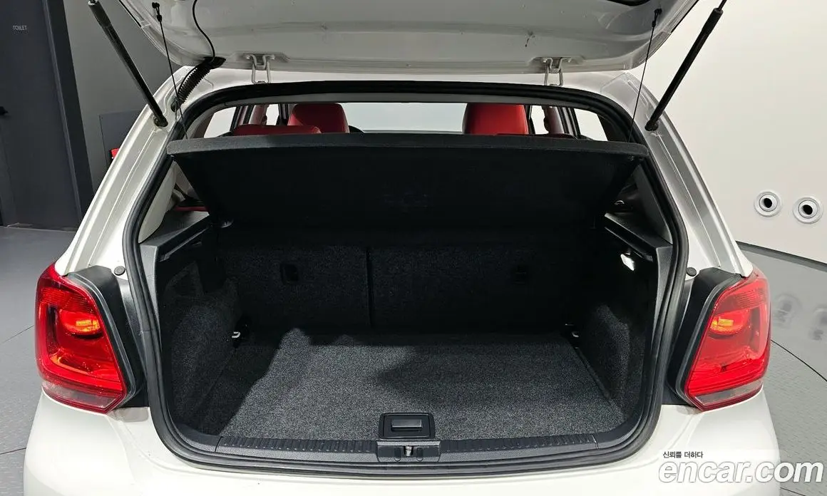 Volkswagen Polo 2013 1.6 автомат (гидро), фото 19 Volkswagen Polo 2013 1.6 автомат (гидро), фото 19