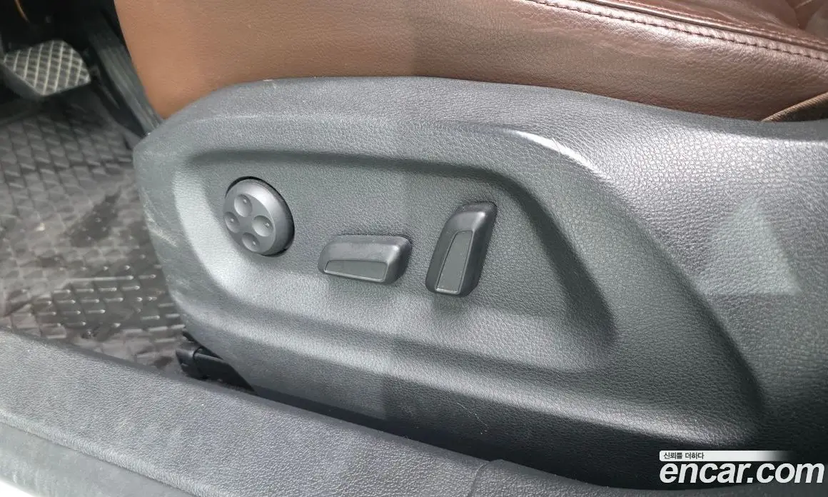 Volkswagen Tiguan 2015 2.0 автомат (гидро), фото 30