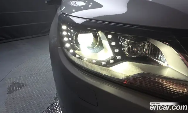 Volkswagen Tiguan 2015 2.0 автомат (гидро), миниатюра 7