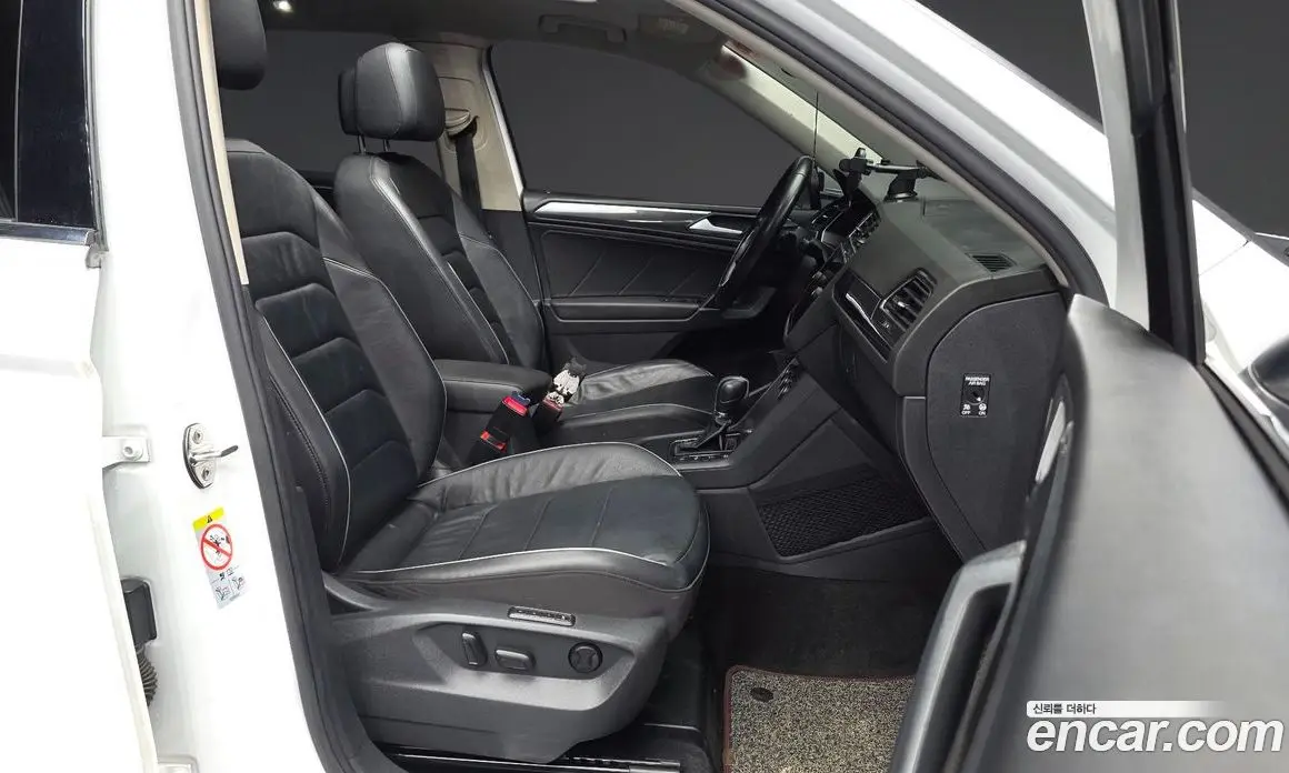 Volkswagen Tiguan 2018 2.0 автомат (гидро), фото 11