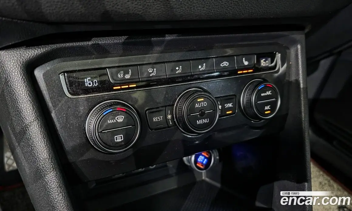 Volkswagen Tiguan 2018 2.0 автомат (гидро), фото 17