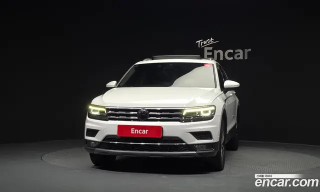 Volkswagen Tiguan 2018 2.0 автомат (гидро), миниатюра 3
