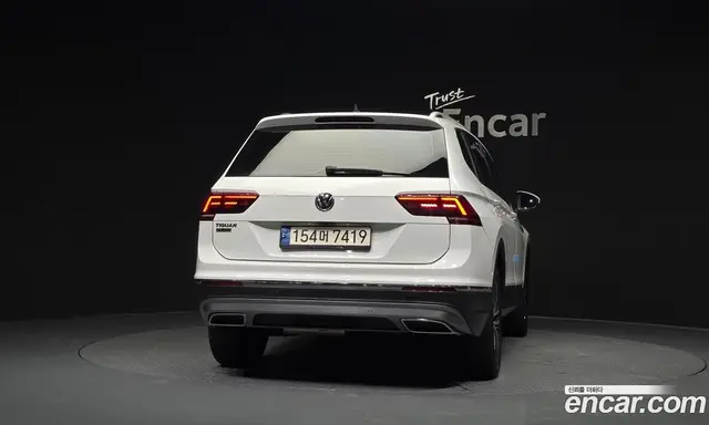 Volkswagen Tiguan 2018 2.0 автомат (гидро), миниатюра 4