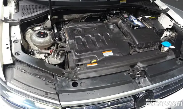 Volkswagen Tiguan 2018 2.0 автомат (гидро), миниатюра 6