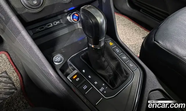 Volkswagen Tiguan 2018 2.0 автомат (гидро), миниатюра 9
