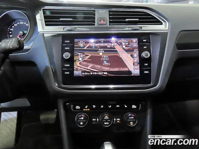 Volkswagen Tiguan 2020 2.0 автомат (гидро), миниатюра 11