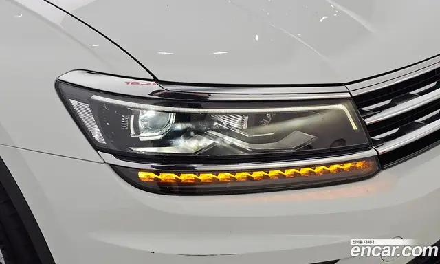 Volkswagen Tiguan 2020 2.0 автомат (гидро), миниатюра 8