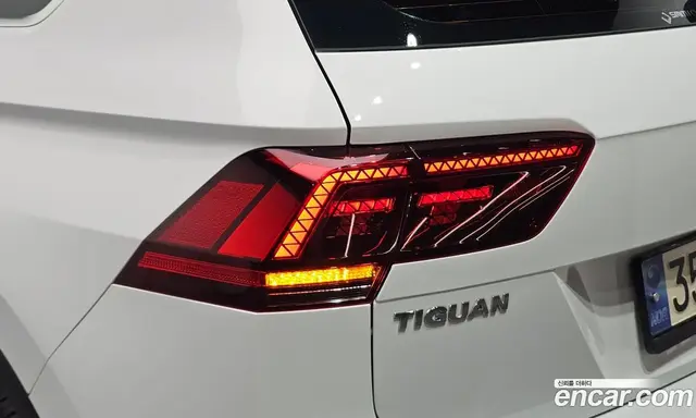 Volkswagen Tiguan 2020 2.0 автомат (гидро), миниатюра 9