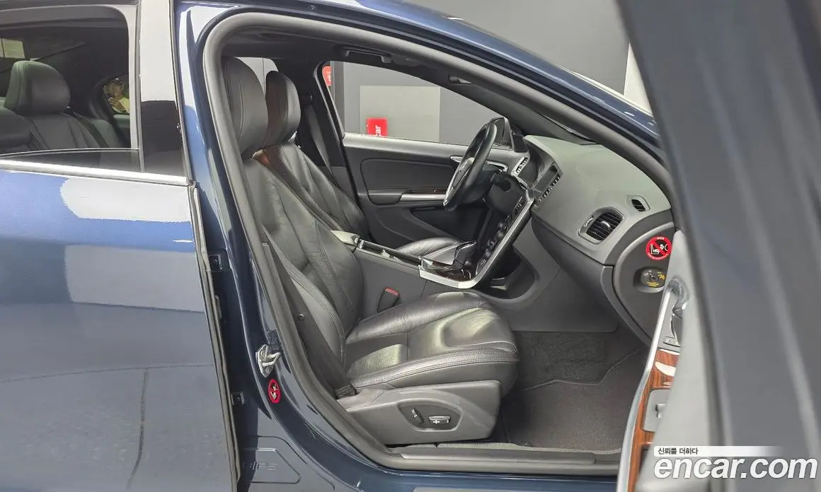Volvo S60 2013 2.0 автомат (гидро), фото 11