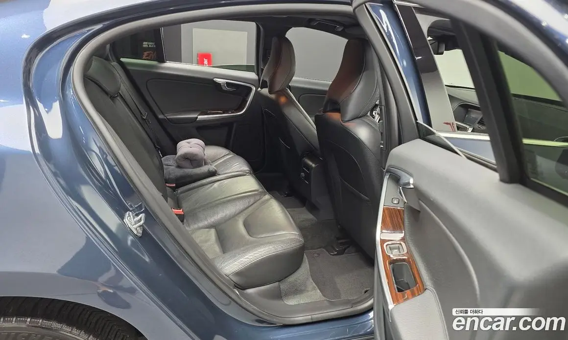 Volvo S60 2013 2.0 автомат (гидро), фото 12