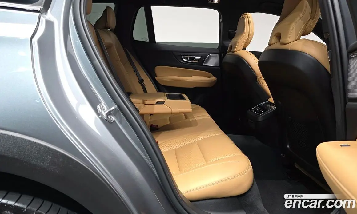 Volvo V60 2019 2.0 автомат (гидро), фото 16