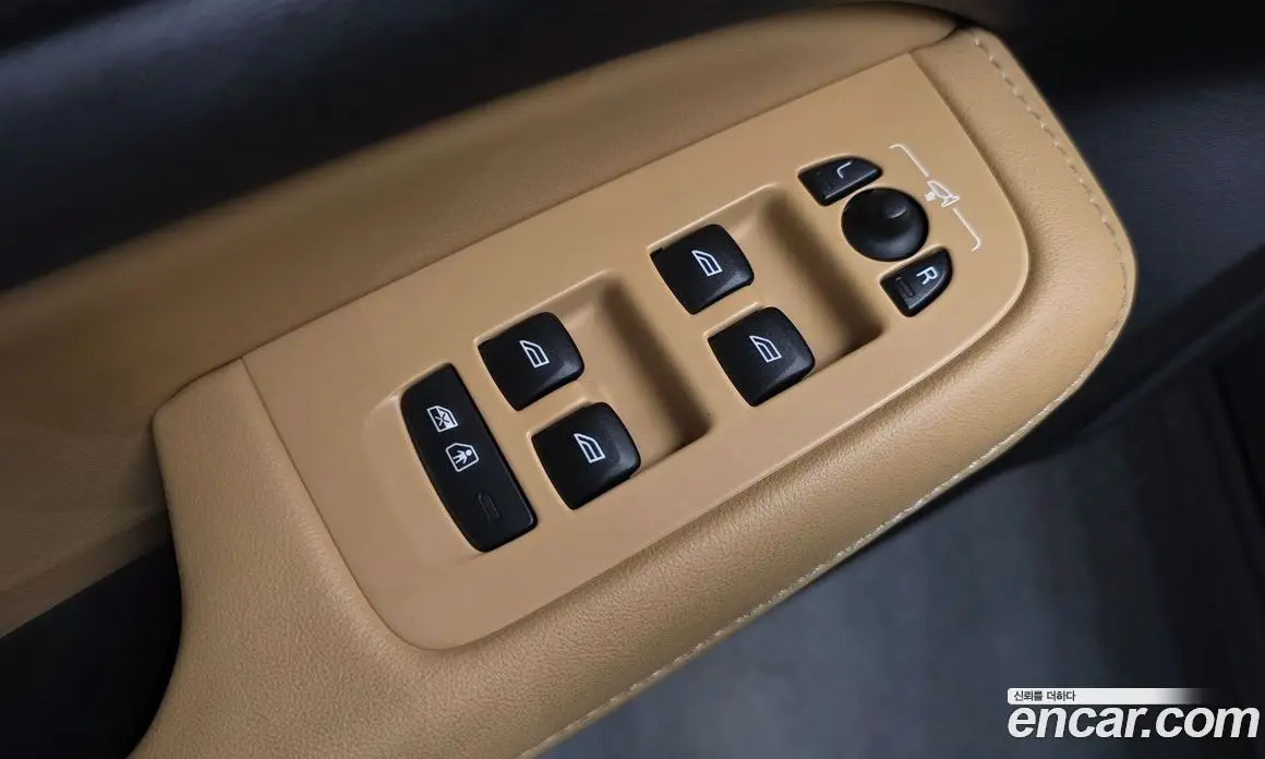 Volvo V60 2019 2.0 автомат (гидро), фото 28