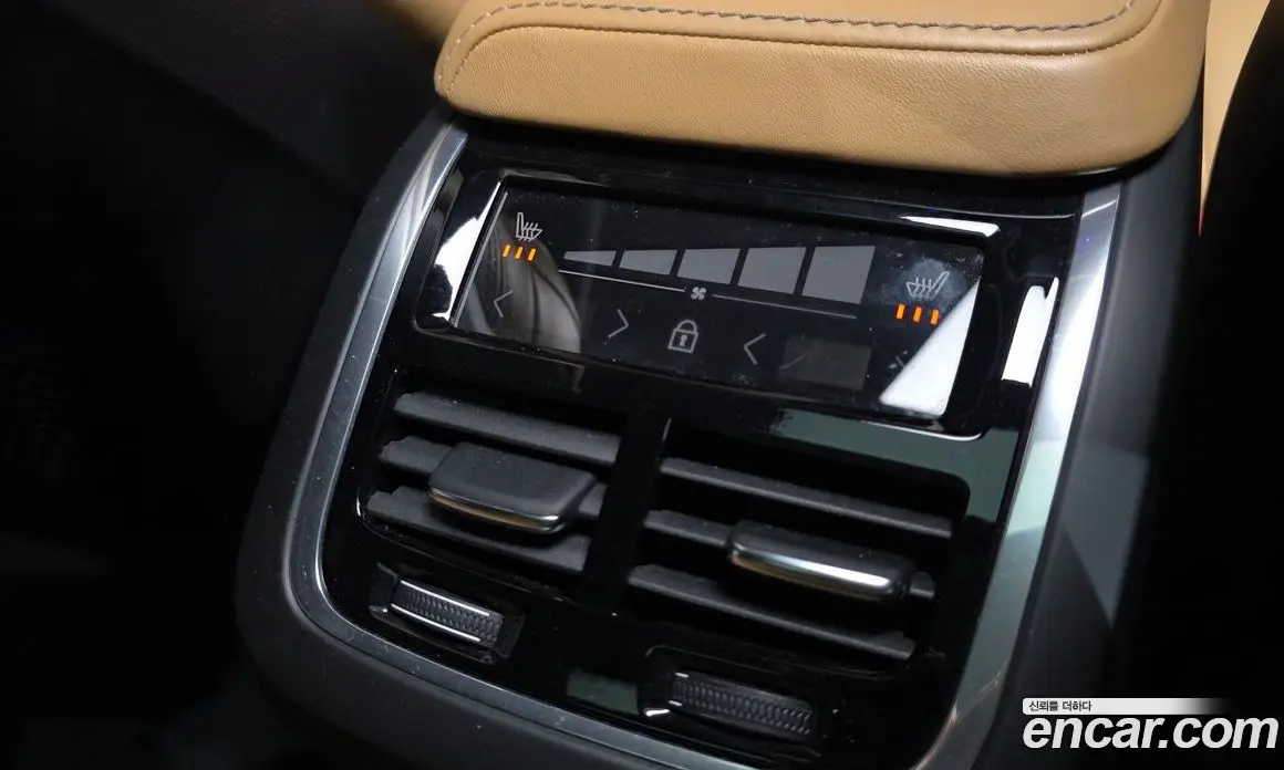 Volvo V60 2019 2.0 автомат (гидро), фото 31