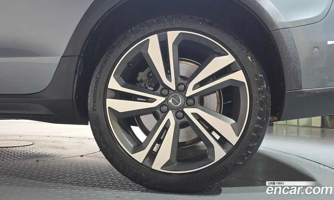 Volvo V60 2019 2.0 автомат (гидро), фото 6