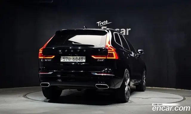 Volvo XC60 2019 2.0 автомат (гидро), миниатюра 4