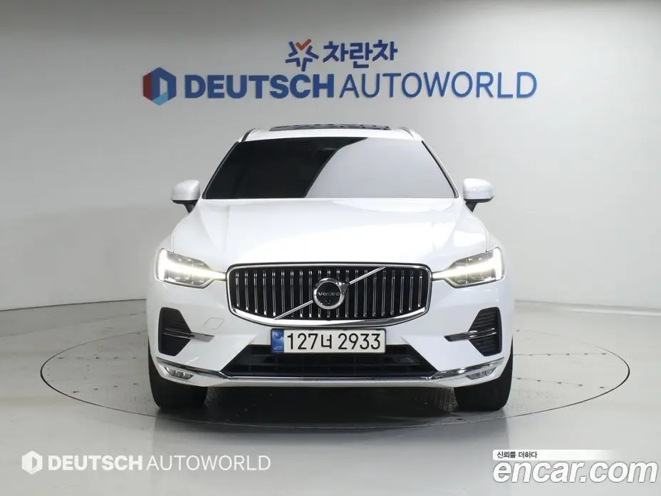 Volvo XC60 2023 2.0 автомат (гидро), фото 3
