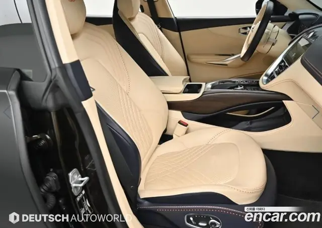 Aston Martin DBX 2021 4.0 автомат (гидро), миниатюра 10