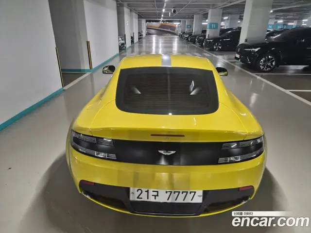 Aston Martin Vantage 2016 4.7 автомат (гидро), миниатюра 11