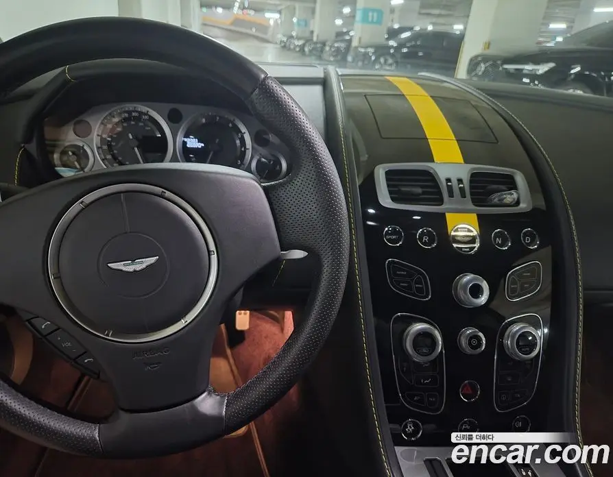 Aston Martin Vantage 2016 4.7 автомат (гидро), фото 15