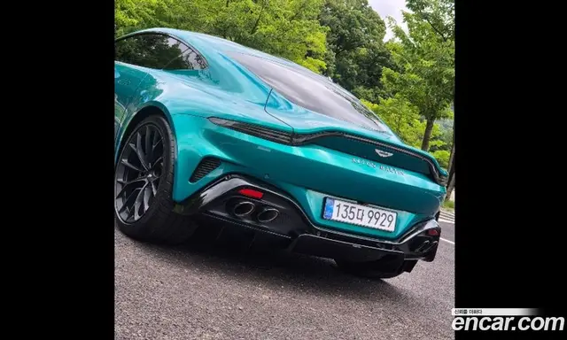 Aston Martin Vantage 2025 4.0 автомат (гидро), миниатюра 4
