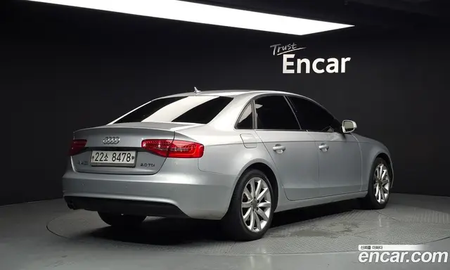 Audi A4 2012 2.0 автомат (гидро), миниатюра 2